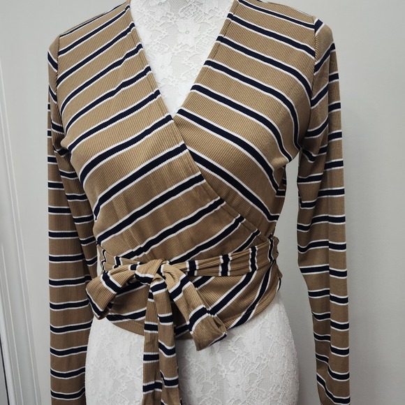 NWT Final Touch Ribbed Knit Tie Front Top M Tan Black White Stripes USA Made‎ - Picture 4 of 10